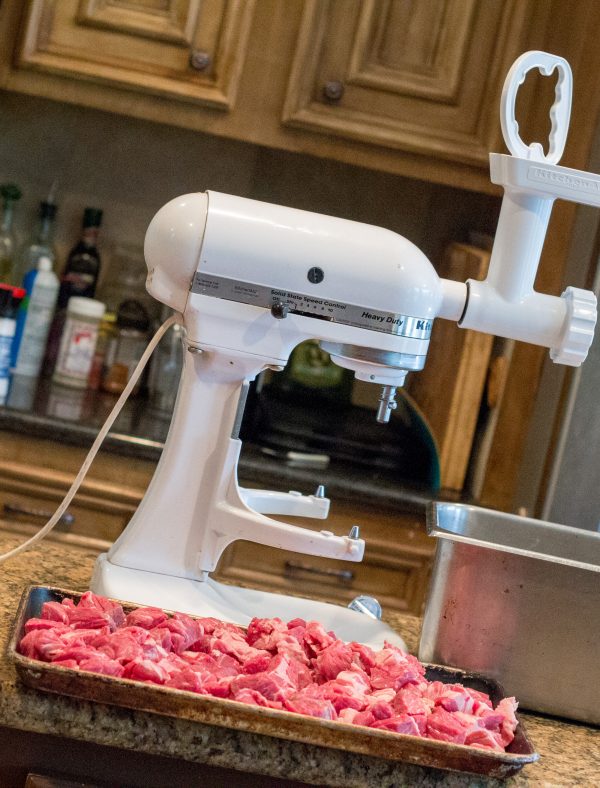 How to grind meat into hamburger